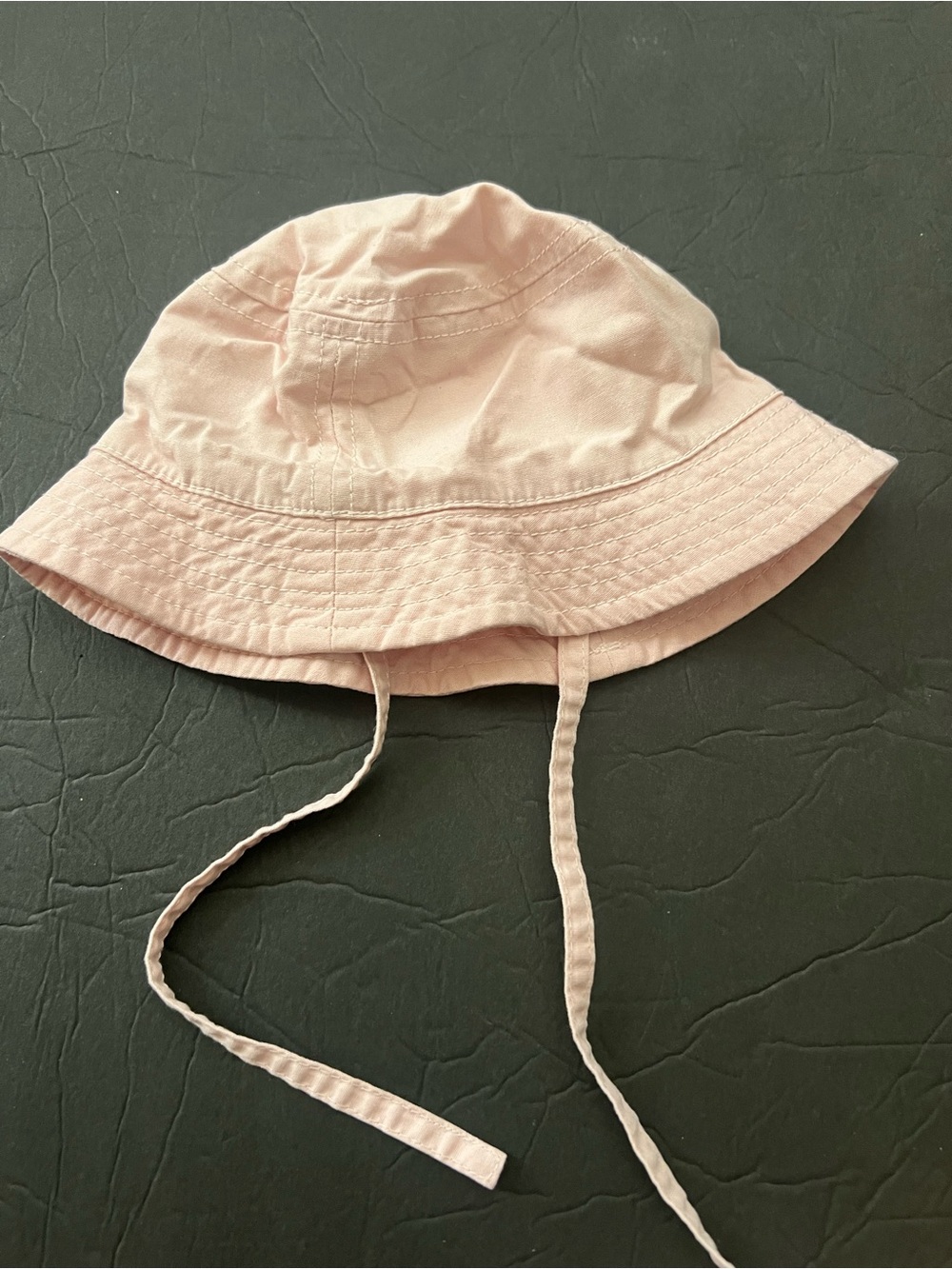 H&M Baby sun hat Kids' Hat with Chin straps pink size 4-6 months